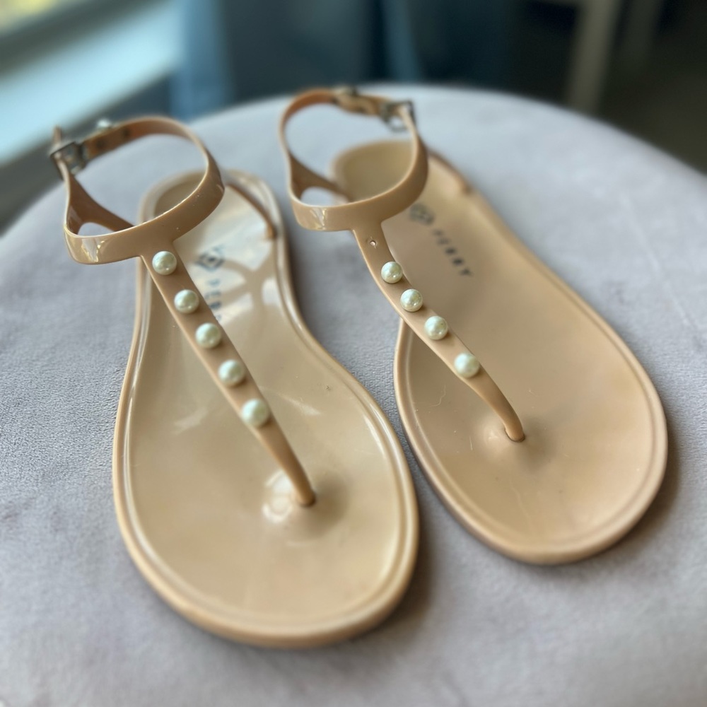 Pearl Embellished Jelly T-Strap Tan Sandals Size 6